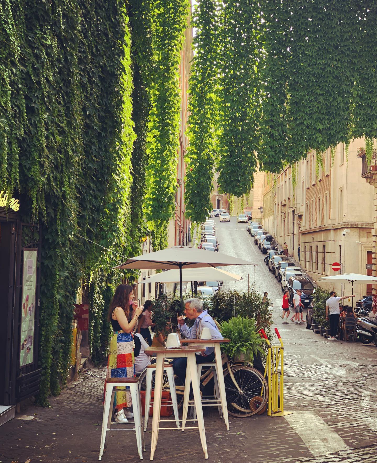 Selvaggia Lucarelli Roma, con i primi turisti che tornano, quasi timidamente, senza dover sgomitare ...