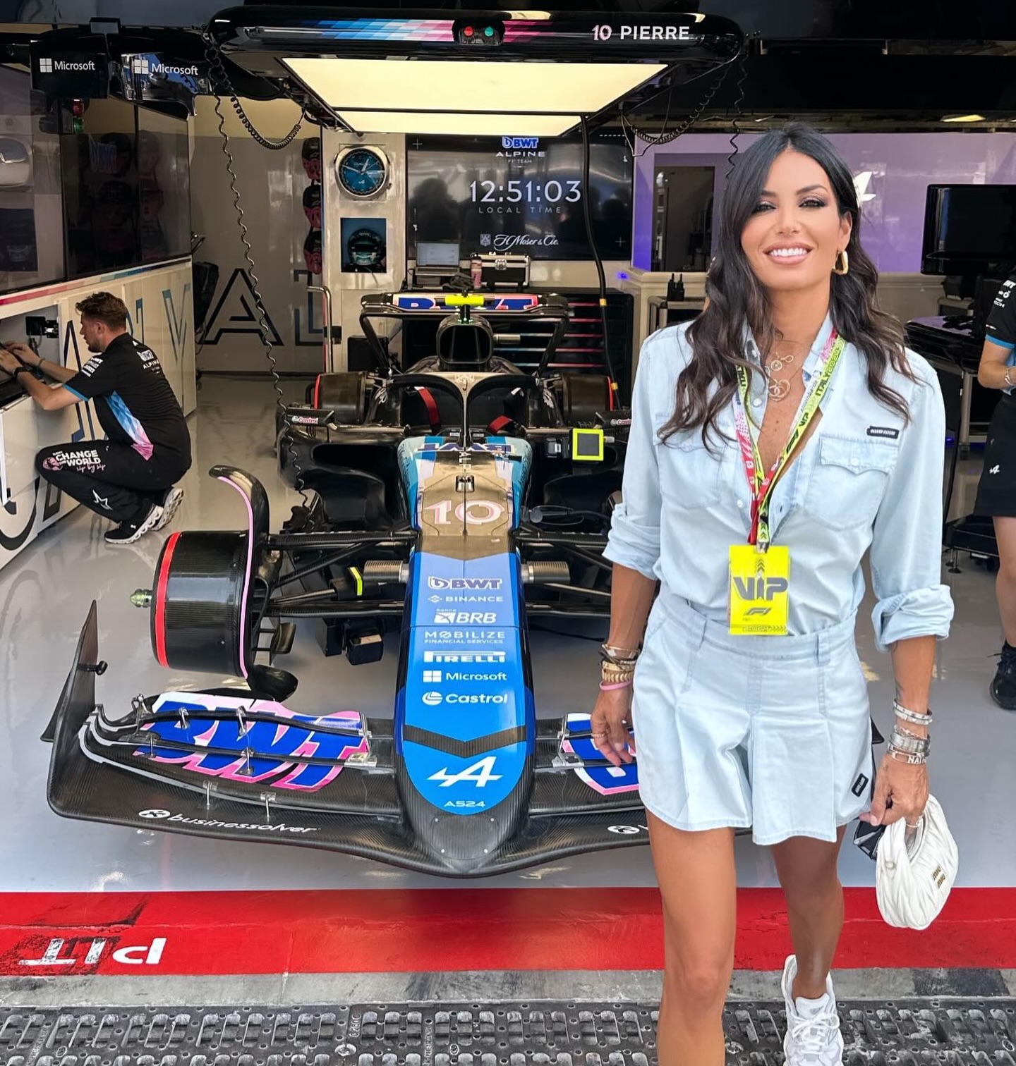 Elisabetta Gregoraci • Incredible F1 racing Sunday...