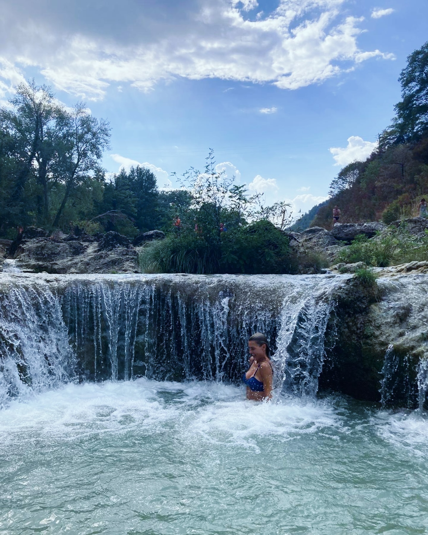 Martina Colombari Se poniamo a confronto il fiume e la roccia, il fiume vince sempre, non grazie a...